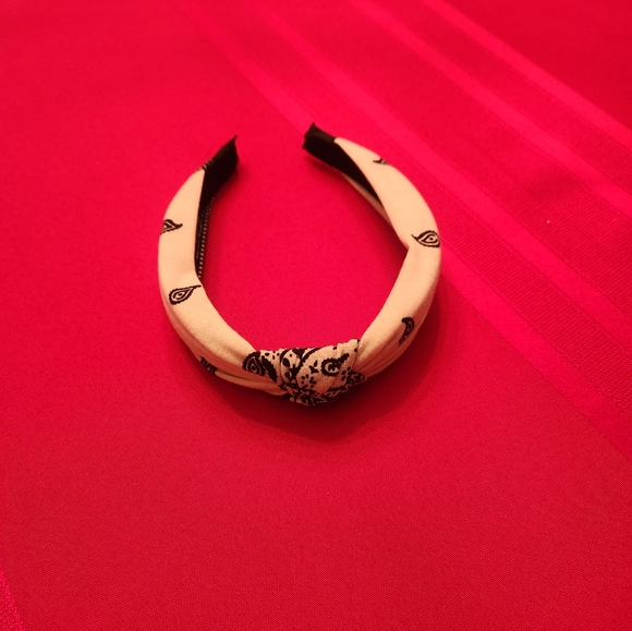 Source Unknown Black and White Knotted Headband - Picture 6 of 6